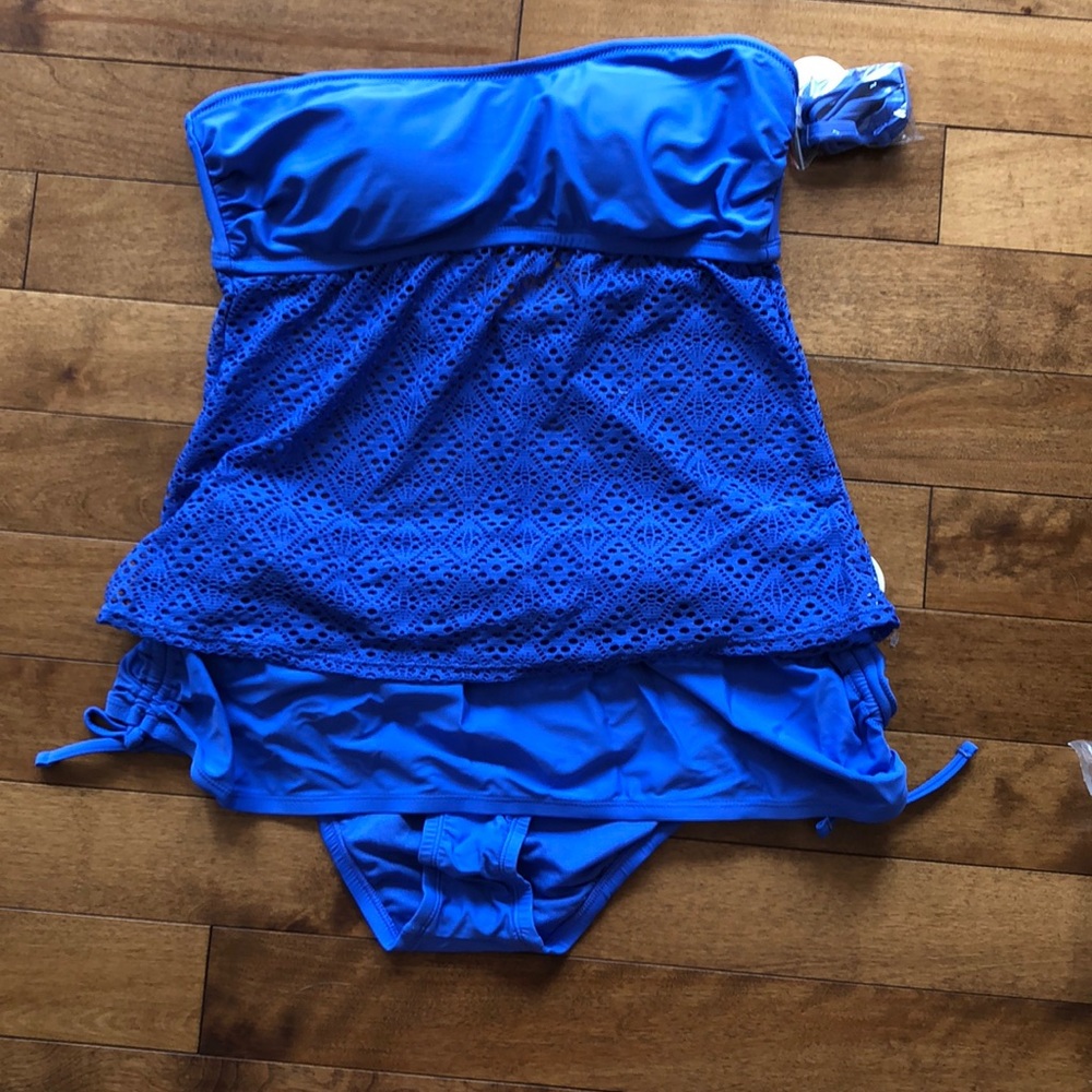 NWT Hot Water Tankini set 1X and 2X in stock